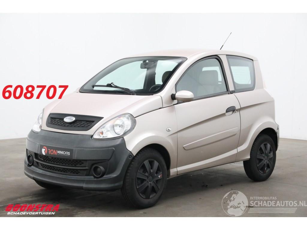 Microcar  M.GO S-5000 Cream Leder