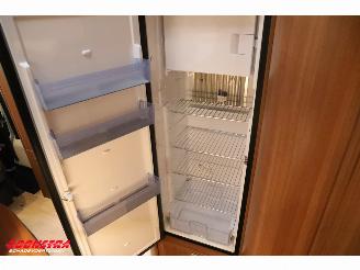 LMC  T732G Comfort TI 2.3 MJ Aut. Solar Garage Single Beds Oven picture 24