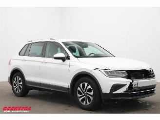 Volkswagen Tiguan 1.5 TSI DSG Life LED ACC Navi Clima Camera LRHZ SHZ picture 2