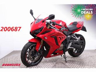skadebil motor Honda  CBR 650R 95PK ABS Akrapovic LED 8.217 km! 2022/4