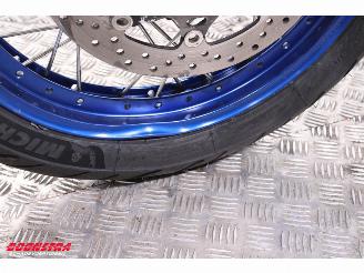 Suzuki  DL 1000 V-Strom XT ABS picture 14