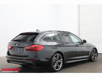 BMW 5-serie Touring M550d xDrive Pano CoPilot HUD B&W 360° ACC AHK picture 3