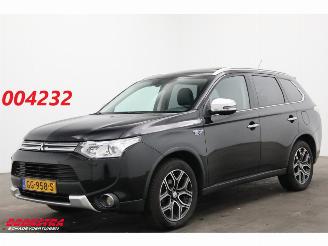 Coche accidentado Mitsubishi Outlander 2.0 PHEV Limited Edition X-Line Glasdak Camera Leder SHZ AHK 2015/5