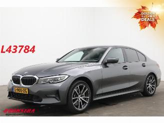krockskadad bil auto BMW 3-serie 330i Business Edition LED LiveCockpitPro Clima Navi Cruise 2021/9