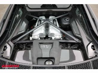 Audi R8 5.2 FSI quattro Plus Carbon Keramik Laser B&O Camera Akrapovic picture 15
