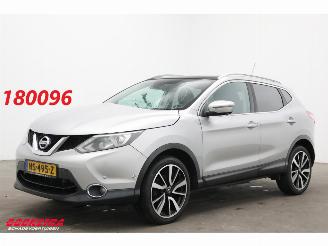 krockskadad bil auto Nissan Qashqai 1.2 Tekna Pano Leder 360° Navi Cruise SHZ 2015/12