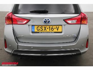 Toyota Auris Touring Sports 1.8 Hybrid Executive Pano Navi Clima Cruise Camera SHZ picture 12