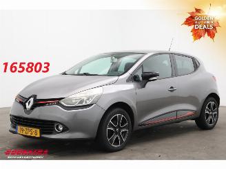 Voiture accidenté Renault Clio 0.9 TCe Navi Airco Cruise PDC 128.682 km! 2013/1