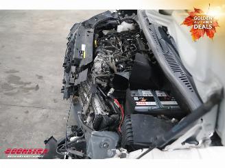 Volkswagen Caddy 2.0 TDI DSG Maxi BlueM. ACC Leder Navi Airco PDC AHK picture 11