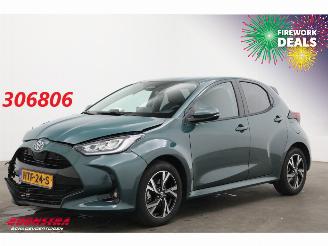 Coche accidentado Toyota Yaris 1.5 Hybrid 115 Dynamic LED ACC LRHZ SHZ Camera PDC 3.421 km! 2025/6