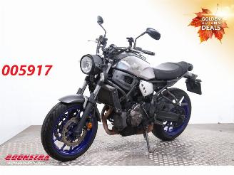 Schade motor Yamaha  XSR700 ABS 28.102 km! 2016/8