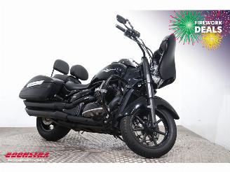 Suzuki  C 1500 BT Intruder ABS Apple/Android Radio 32.752 km! picture 2
