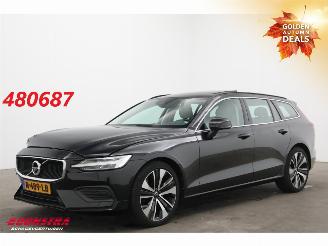skadebil auto Volvo V-60 2.0 B3 Momentum Pano LED ACC H/K Leder LRHZ Camera 2021/11