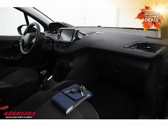 Peugeot 208 1.2 PureTech 5-DRS Access Navi Airco Cruise PDC 104.492 km! picture 12