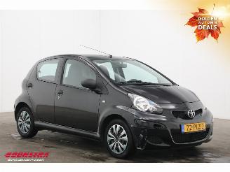 Toyota Aygo 1.0-12V Cool 5-DRS Airco 140.068 km! picture 2