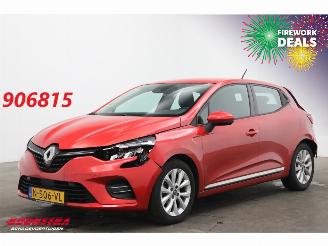 skadebil auto Renault Clio 1.0 TCe Bi-Fuel Zen Carplay Airco Cruise LMV 2021/12