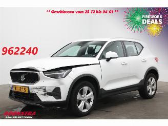 uszkodzony samochody osobowe Volvo XC40 2.0 B3 Core Navi Clima Carplay Sportzetels 2022/10