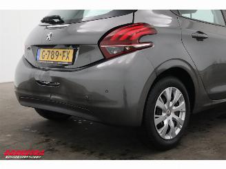 Peugeot 208 1.2 PureT. Signature Navi Camera Carplay Airco Cruise picture 10