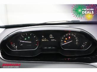 Peugeot 208 1.2 PureT. Signature Navi Camera Carplay Airco Cruise picture 17