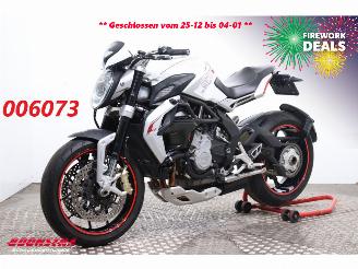 okazja motocykle MV Agusta Brutale Dragster 800 ABS Lap Timer Quickshift 19.101 km! 2015/3