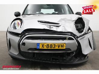 Mini Cooper SE Camden Edition 33 kWh LED Navi Clima Cruise SHZ PDC picture 7