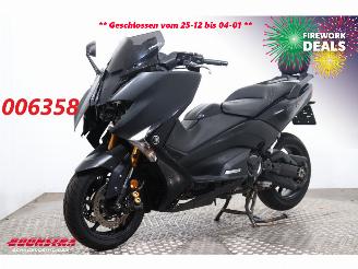 Schade motor Yamaha  T-Max 530 Black Max Akrapovic 2017/8