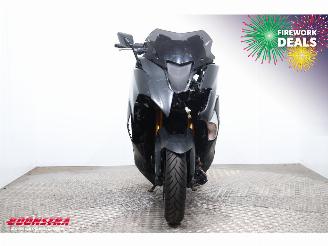 Yamaha  T-Max 530 Black Max Akrapovic picture 6