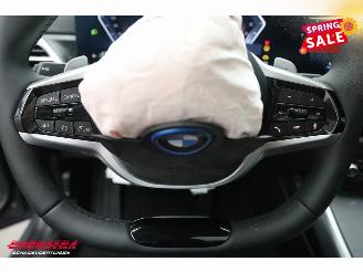 BMW 3-serie 330e Schuifdak 360° LED Cruise SHZ 4.216 km! picture 21