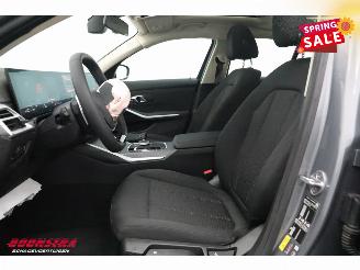 BMW 3-serie 330e Schuifdak 360° LED Cruise SHZ 4.216 km! picture 17