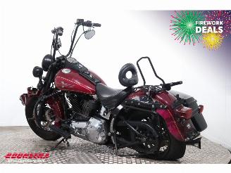 Harley-Davidson Heritage Softail Classic FLSTC picture 4