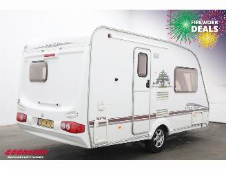 Swift  Charisma 220 BY 2006 Oven picture 3