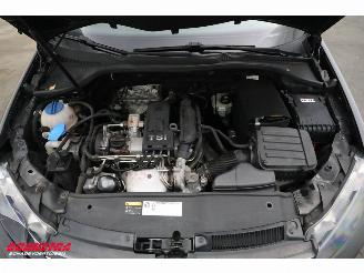 Volkswagen Golf 1.2 TSI Comfort BlueMotion Navi Clima Cruise PDC picture 8
