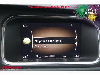 Volvo V-40 Cross Country 2.0 D2 Aut. Kinetic Navi Airco Cruise picture 13