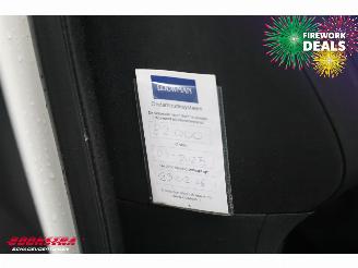 Toyota Aygo 1.0 VVT-i x-fun Airco Bluetooth Cruise 80.608 km! picture 24