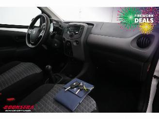 Peugeot 108 1.0 e-VTi Active Bluetooth Airco picture 11