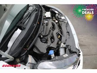 Peugeot 108 1.0 e-VTi Active Bluetooth Airco picture 8