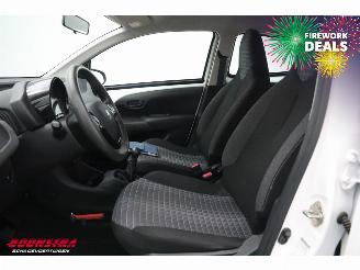 Peugeot 108 1.0 e-VTi Active Bluetooth Airco picture 14