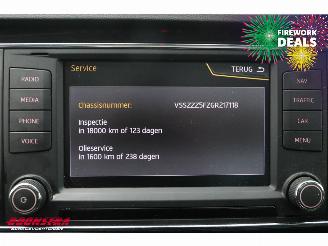 Seat Leon ST 1.6 TDI Style LED Pano Navi Clima Cruise PDC AHK picture 25