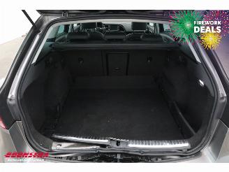 Seat Leon ST 1.6 TDI Style LED Pano Navi Clima Cruise PDC AHK picture 30