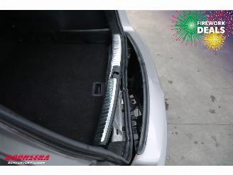 Seat Leon ST 1.6 TDI Style LED Pano Navi Clima Cruise PDC AHK picture 8