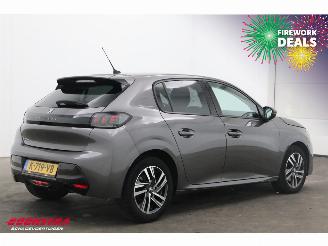 Peugeot 208 1.2 PureTech Allure Navi Clima Cruise PDC picture 3