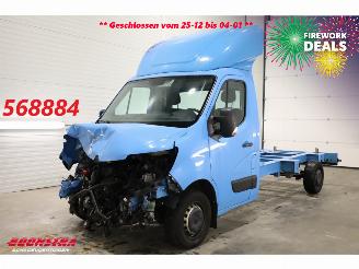 skadebil bedrijf Renault Master 2.3 dCi 145 Airco Cruise Bluetooth 2021/1