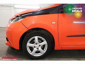 Toyota Aygo 1.0 VVT-i x-cite Airco Cruise Camera Bluetooth 93.010 km! picture 12