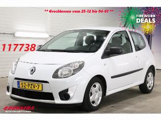 Käytettyjen passenger cars Renault Twingo 1.5 dCi Authentique Radio/CD AHK 2011/4