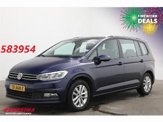 occasion passenger cars Volkswagen Touran 1.6 TDI DSG Business R LED ACC ErgoComf. Navi SHZ Camera AHK 2016/5