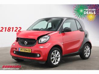 uszkodzony samochody osobowe Smart Fortwo 1.0 Turbo Aut. Prime Schuifdak Leder Navi Clima Cruise Camera SHZ 46.516 km! 2017/6
