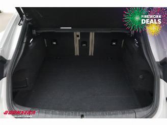 Porsche Taycan 4 93 kWh LED ACC Pano 360° Memory picture 41