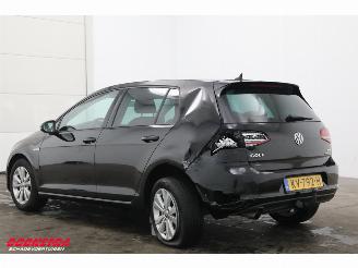 Volkswagen Golf 1.0 TSI Comfortline Navi Clima Cruise Camera PDC AHK 74.205 km! picture 4