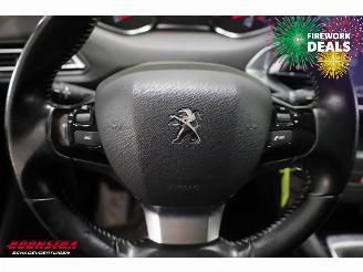 Peugeot 308 SW 1.6 BlueHDI Active Pano Navi Clima Cruise PDC picture 22
