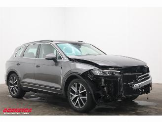 Volkswagen Touareg 3.0 TDI Aut. 4WD Elegance Pano LED ACC Leder Memory Massage Ventilatie AHK picture 2
